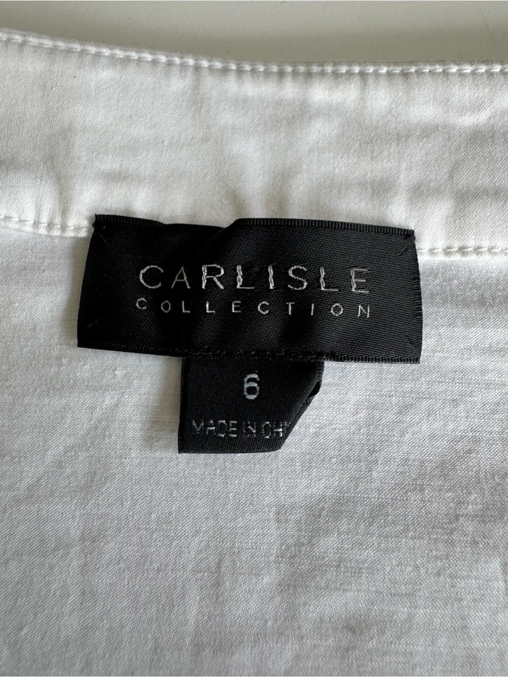 Carlisle Collection White Structured Minimalist Cotton Short Sleeve Blouse Sz 6 - Picture 4 of 8